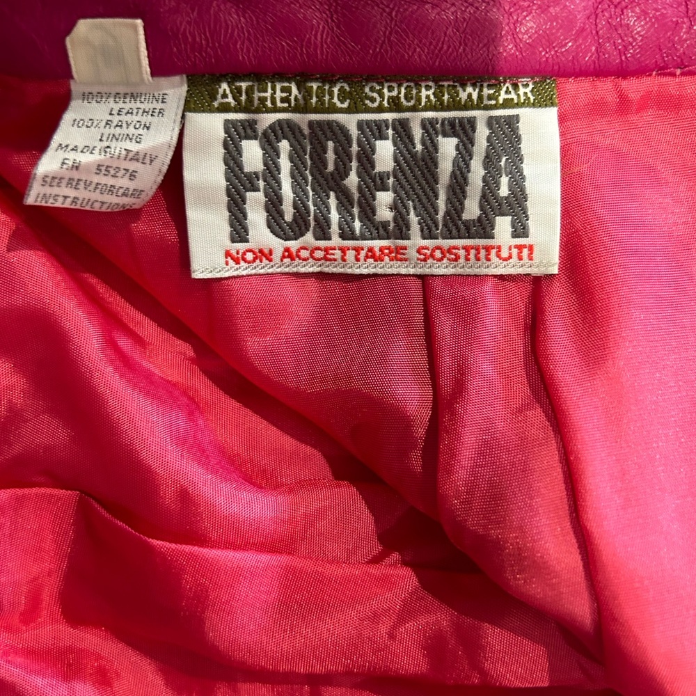 Vintage fuschia leather skirt - Picture 5 of 6